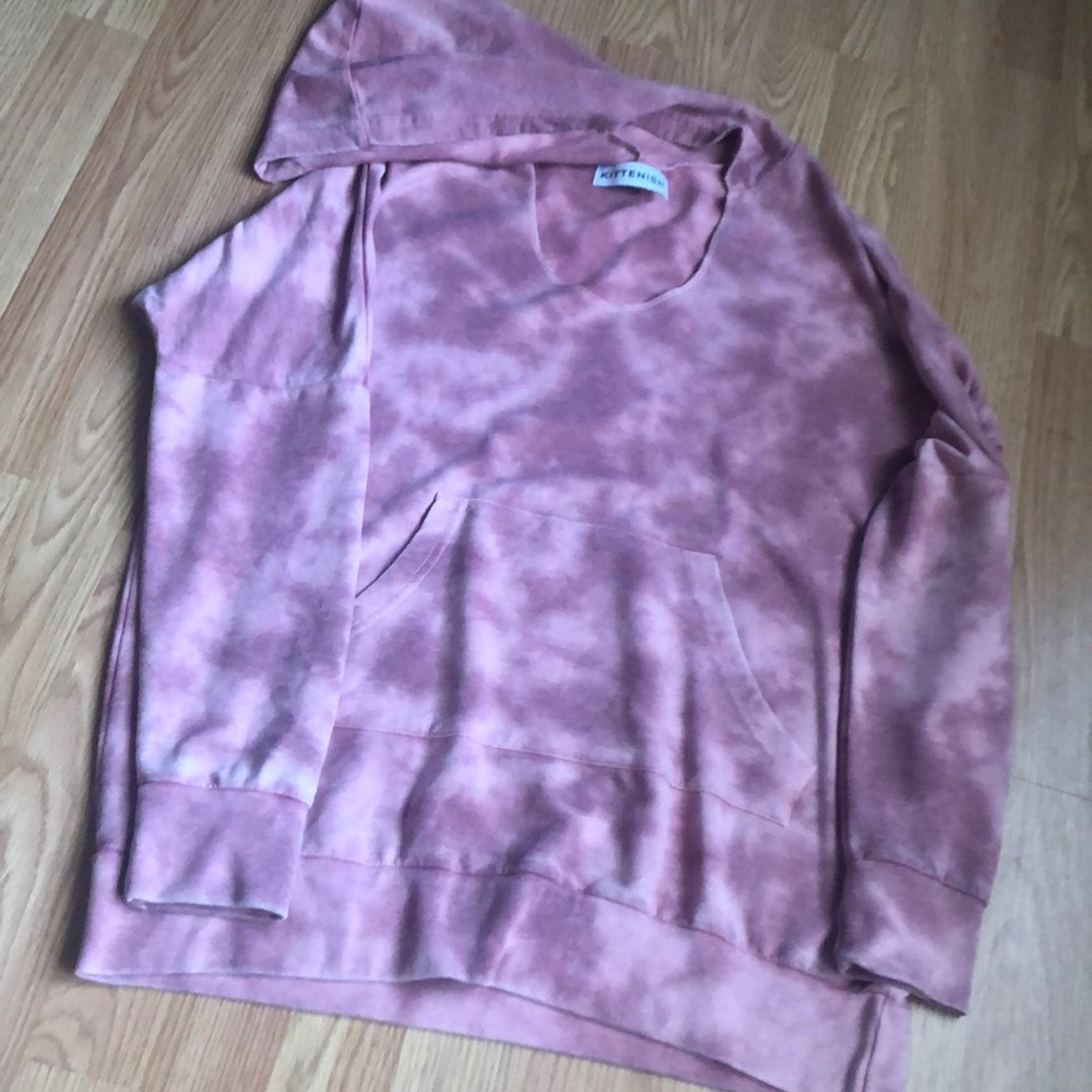 Kittenish tie dye mauve sweatshirt